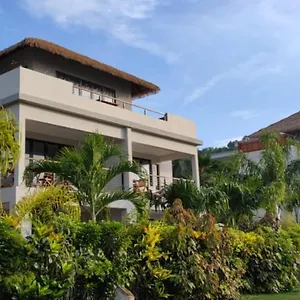 Konukevi Blue Lagoon Baie Lazare (Mahe)